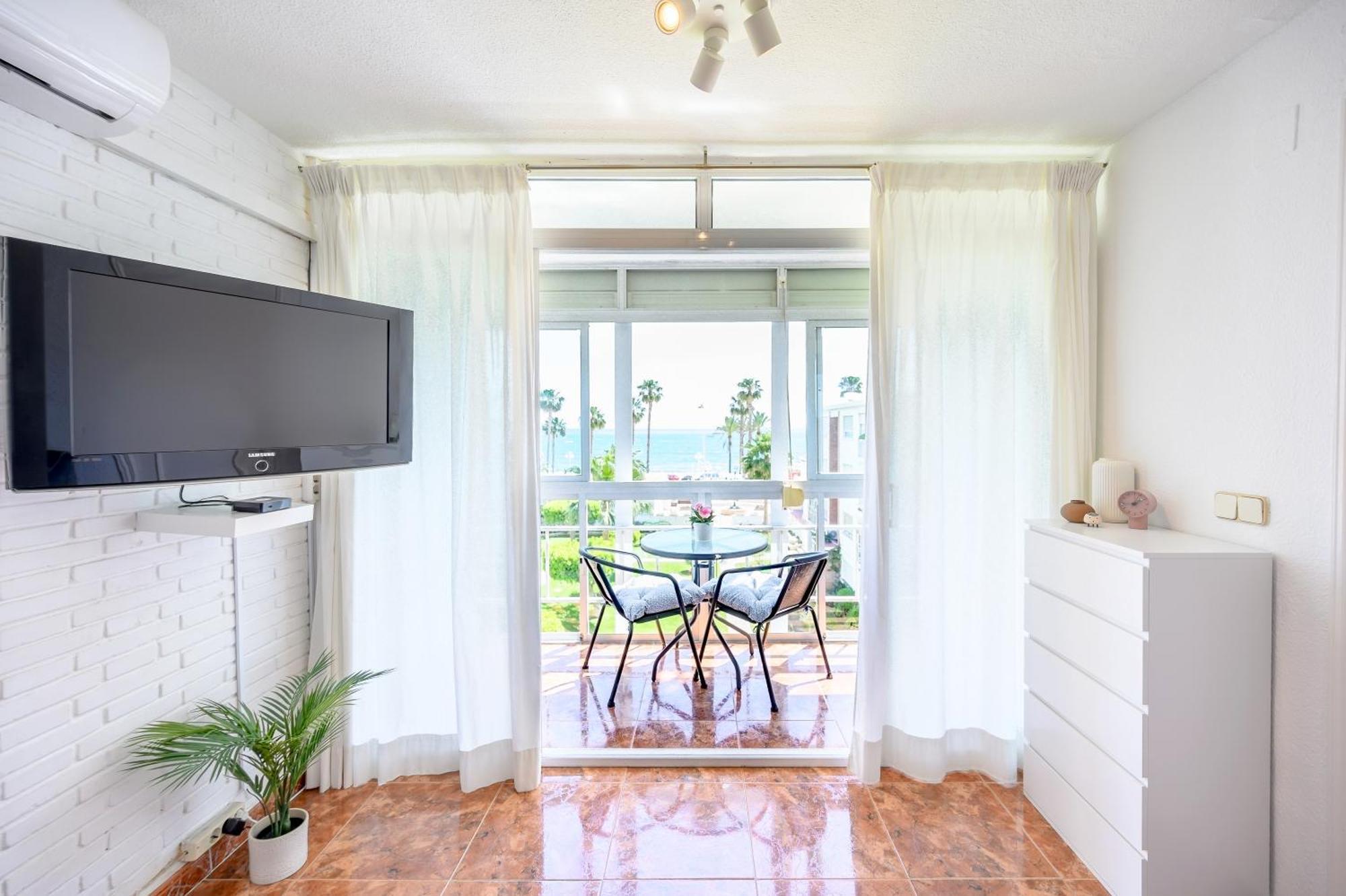 Sea View Apartment Benalmádena Exteriör bild